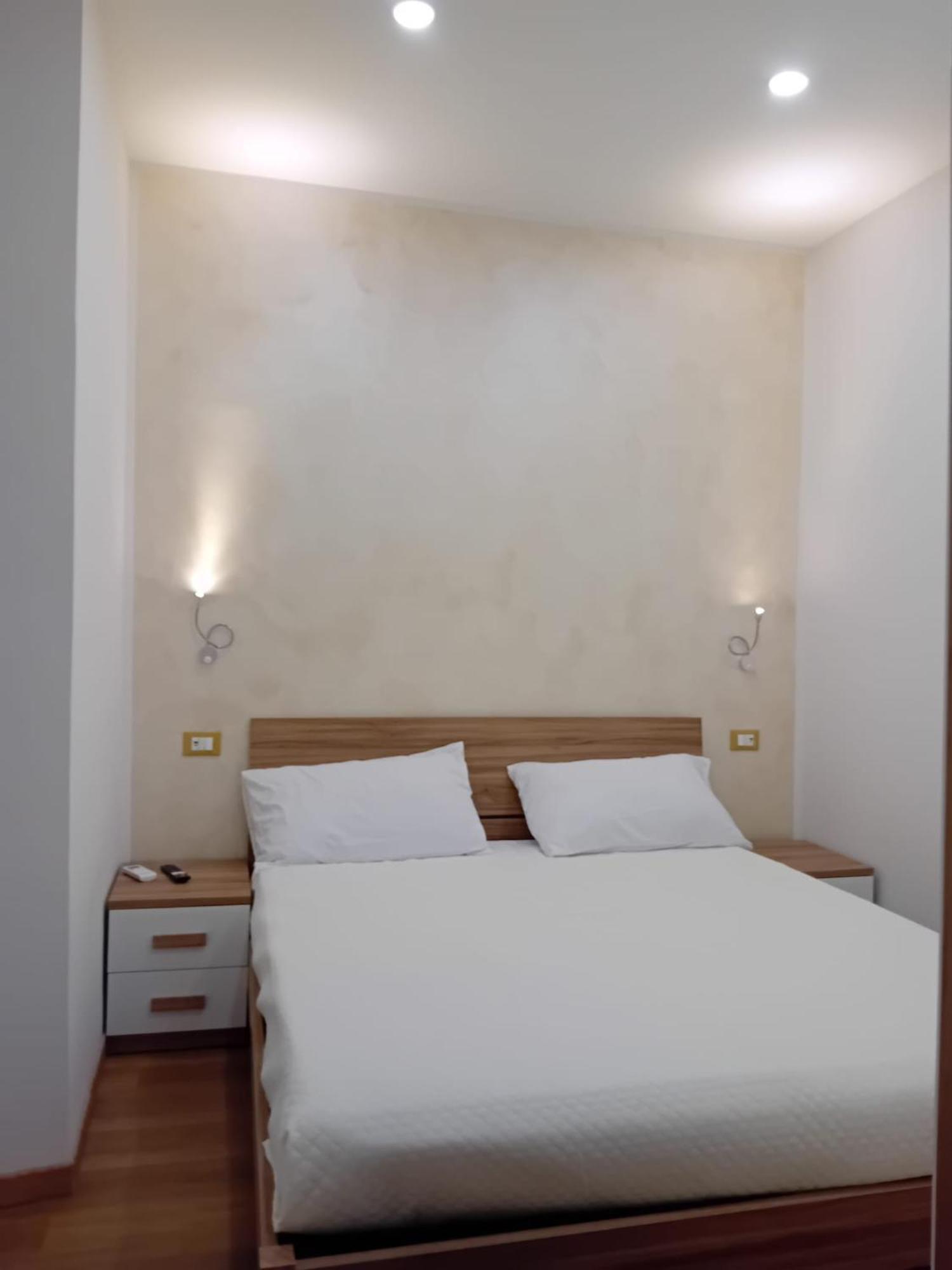 Diana Home 1 Sanremo Bagian luar foto